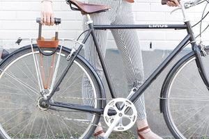 oopsmark leather kryptonite U-lock D-lock holster holder carrier for bike and bicycle to carry a lock while biking and cycling